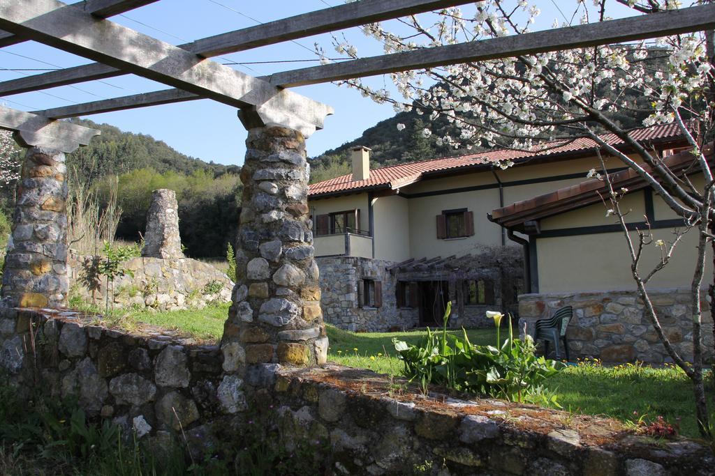 Ecohotel Rural Angiz Busturia 外观 照片